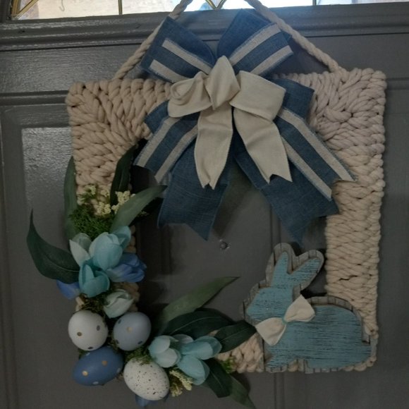 Square Rope wrapped wreath - Picture 2 of 2
